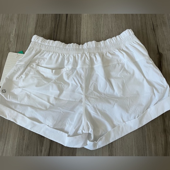 Shorts - Picture 4 of 11